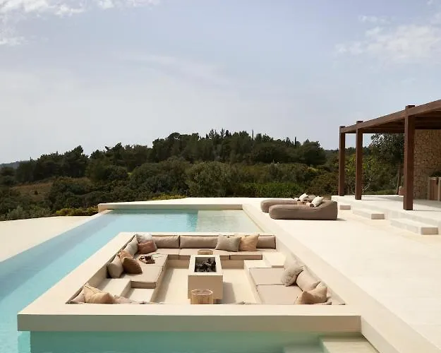 Sui Generis Villa Pesádha